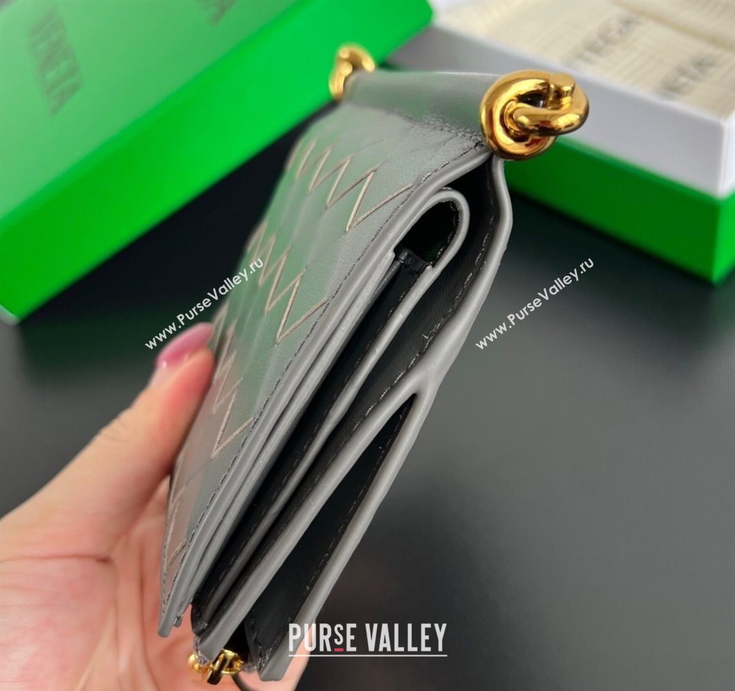 Bottega Veneta Solstice Small Bi-Fold Wallet in Intrecciato Leather Grey 2025 788055 (WT-251119069)