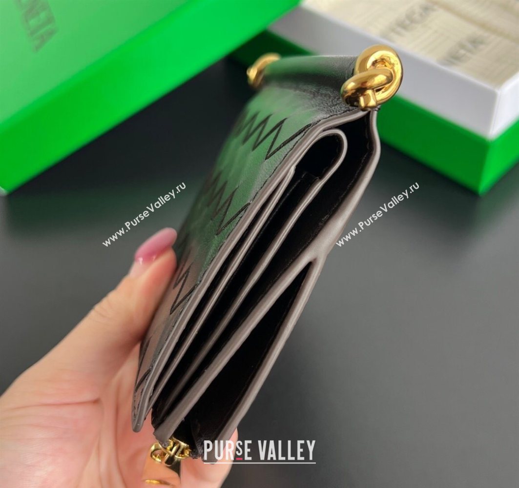 Bottega Veneta Solstice Small Bi-Fold Wallet in Intrecciato Leather Fondant Brown 2025 788055 (WT-251119070)