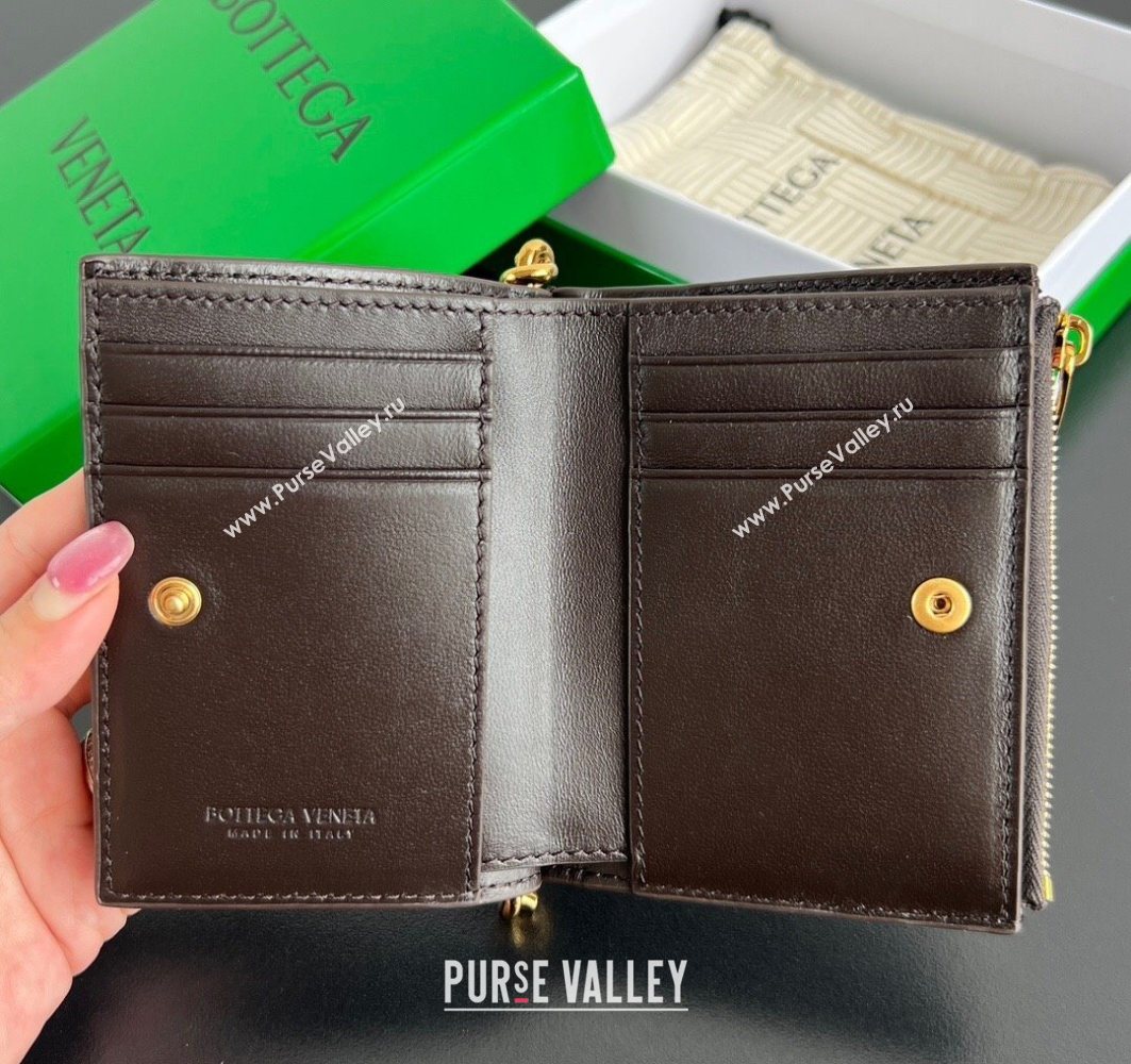 Bottega Veneta Solstice Small Bi-Fold Wallet in Intrecciato Leather Fondant Brown 2025 788055 (WT-251119070)