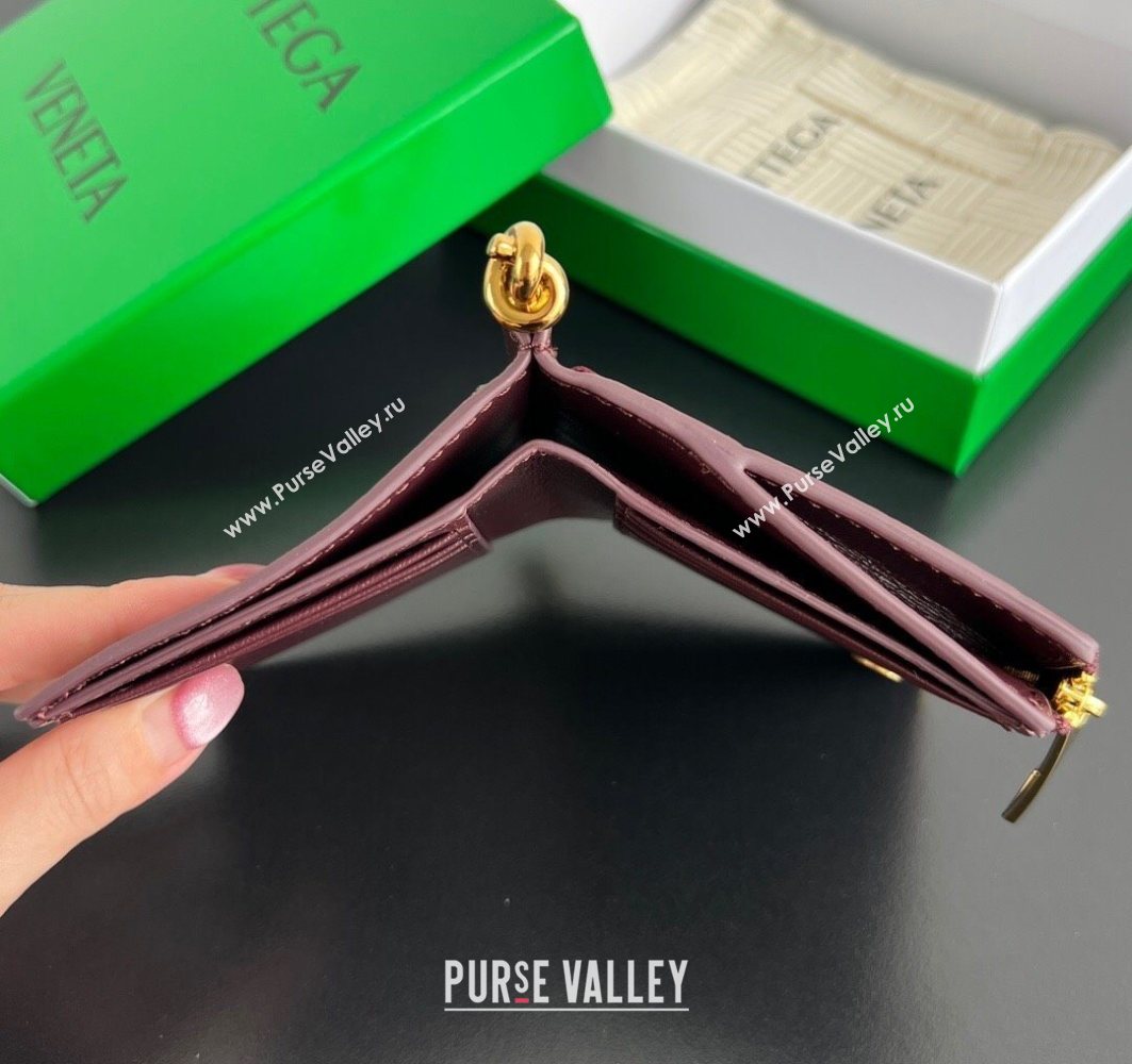 Bottega Veneta Solstice Small Bi-Fold Wallet in Intrecciato Leather Barolo Red 2025 788055 (WT-251119071)