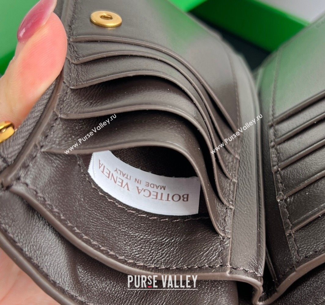 Bottega Veneta Solstice Medium Bi-Fold Wallet in Intrecciato Leather Fondant Brown 2025 806078 (WT-251119076)