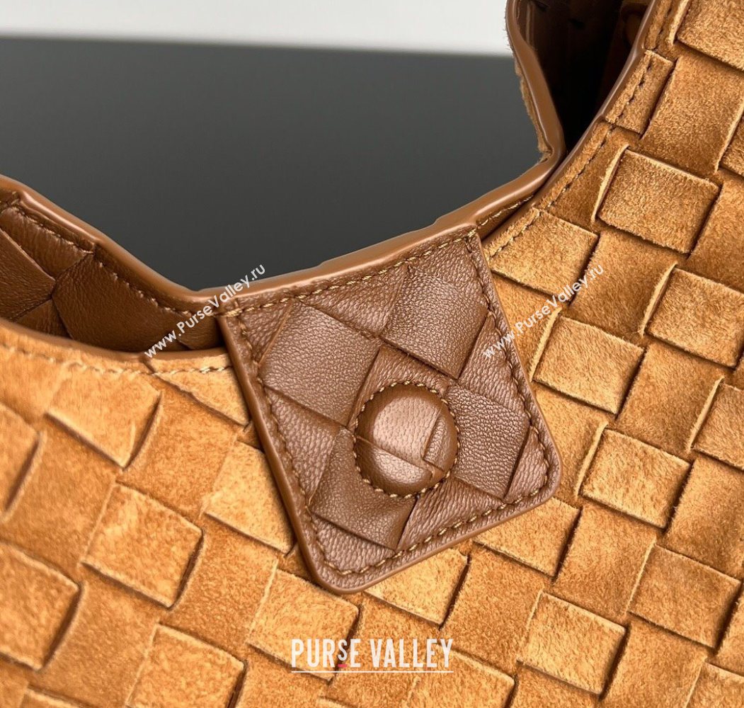 Bottega Veneta Campana Shoulder Bag in Suede Amber Brown 2025 844249 (WT-260116023)