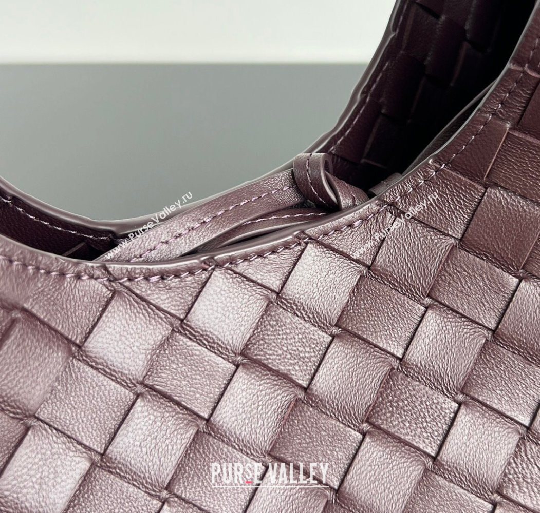 Bottega Veneta Campana Shoulder Bag in Intrecciato Leather Dark Barolo Red 2025 844249 (WT-260116024)