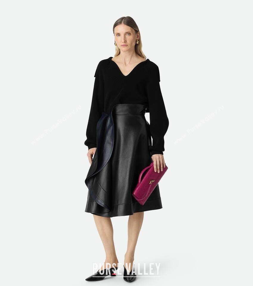 Bottega Veneta Andiamo Clutch in Ostrich Leather Sterling Grey 2026 805241 (WT-260116010)