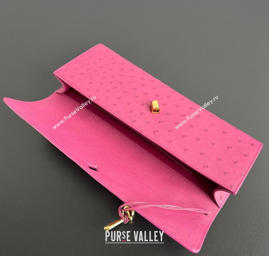 Bottega Veneta Andiamo Clutch in Ostrich Leather Cinnabar Pink 2026 805241 (WT-260116011)