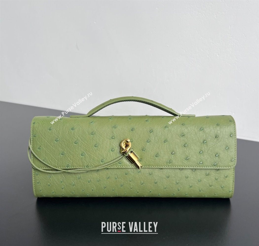 Bottega Veneta Andiamo Clutch in Ostrich Leather Matcha Green 2026 805241 (WT-260116013)