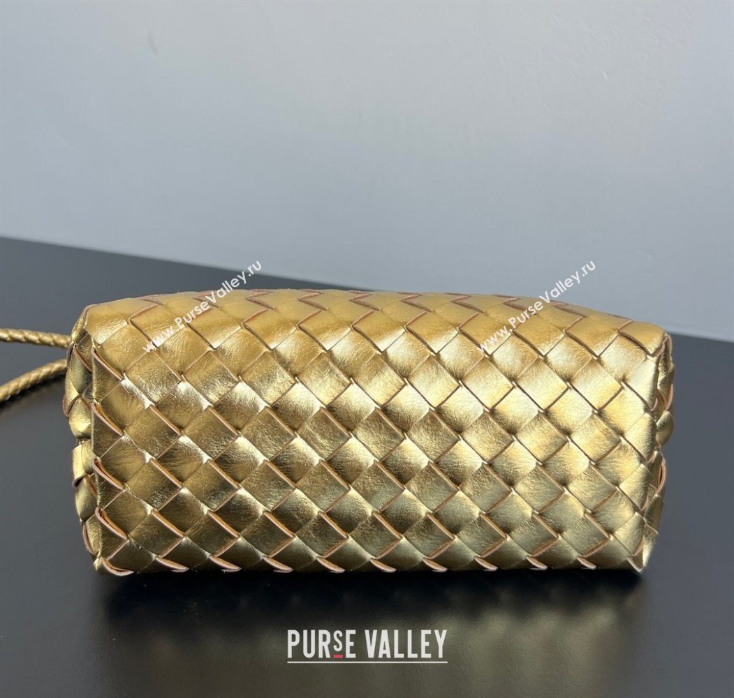 Bottega Veneta Small Andiamo Top Handle Bag in Intrecciato Leather 743568 Gold-Tone 2026 (WT-260116026)