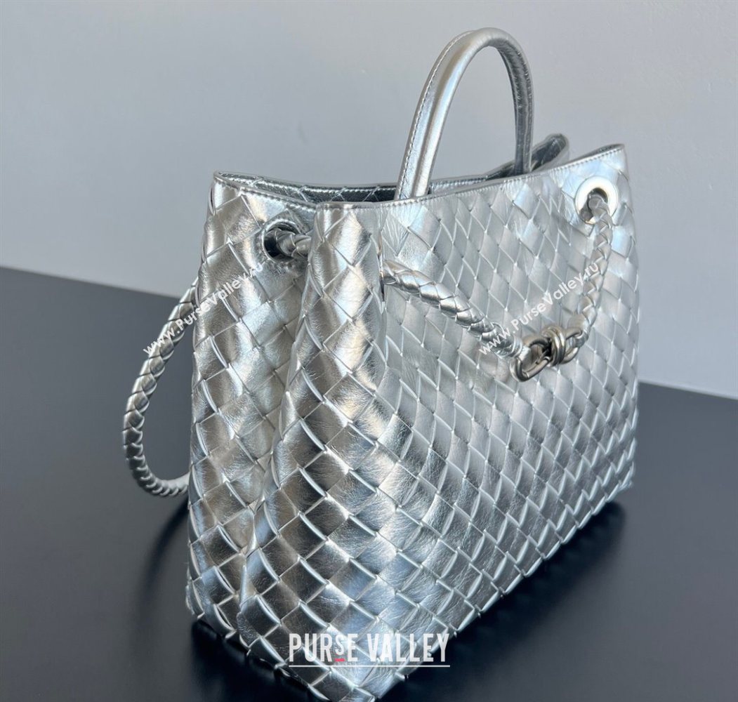 Bottega Veneta Medium Andiamo Top Handle Bag in Intrecciato Leather 743572 Silver-Tone 2026 (WT-260116028)