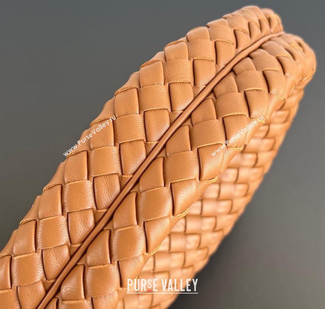 Bottega Veneta Medium Veneta Hobo Bag in Intrecciato Leather Amber Brown 2026 856737 (WT-260116003)