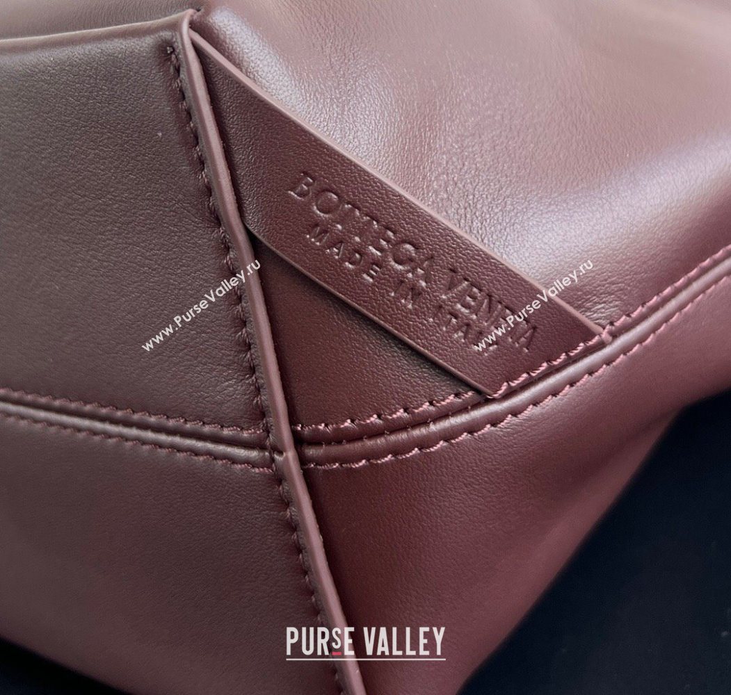 Bottega Veneta Mens Small Sawyer Shoulder Bag in Smooth Leather Madder Brown 2026 815807 (WT-260116048)