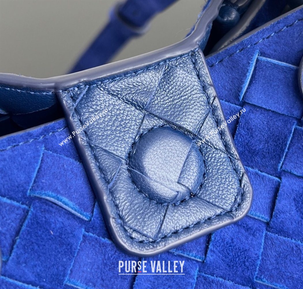 Bottega Veneta Small Parachute Shoulder Bag in Intrecciato Suede 796569 Blue Royal 2025 (WT-260117001)