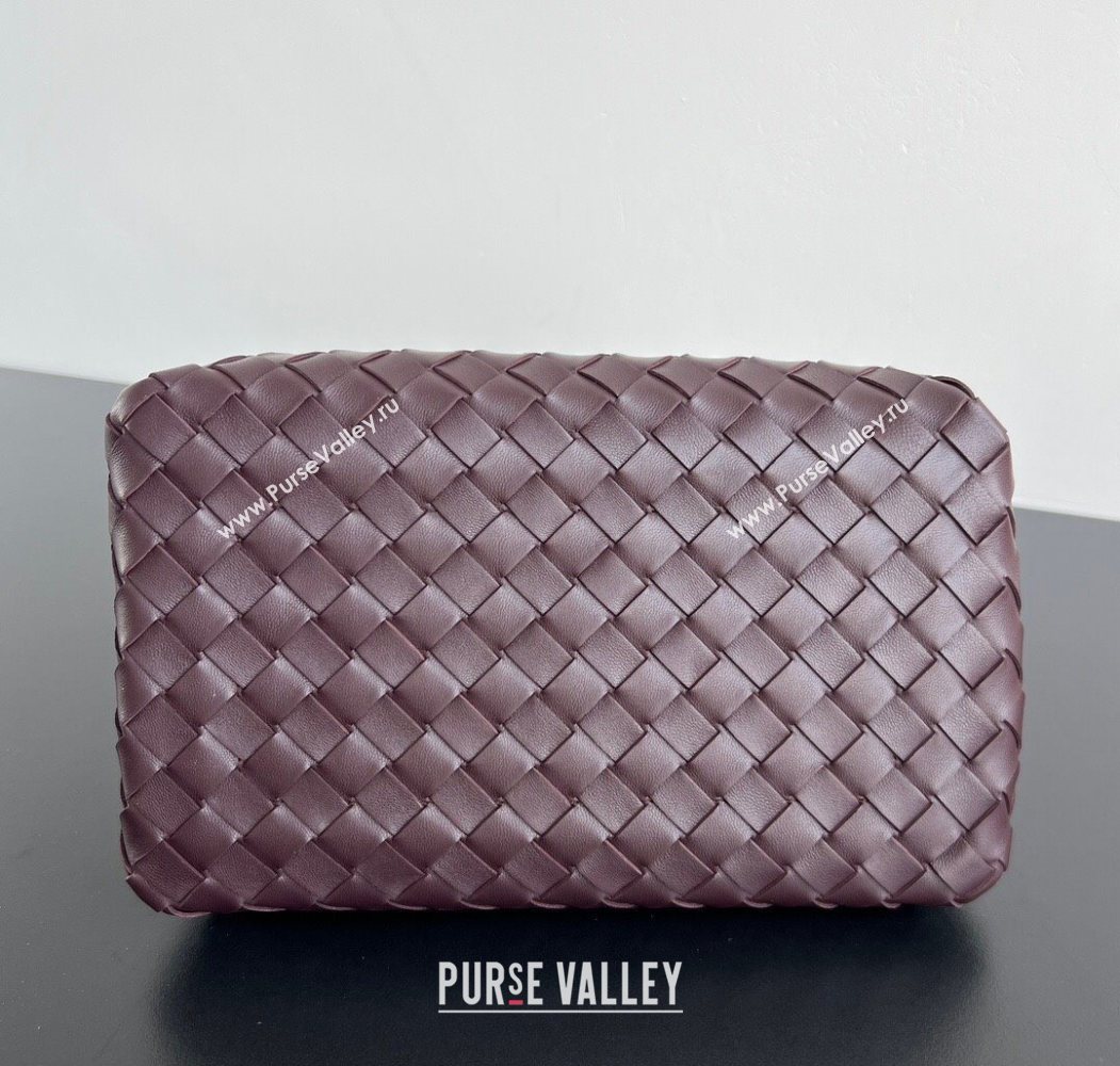 Bottega Veneta Parachute Medium Shoulder Bag in Intrecciato Leather Dark Barolo Red 2025 835921 (WT-260117002)