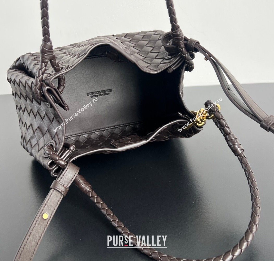 Bottega Veneta Parachute Medium Shoulder Bag in Intrecciato Leather Fondant Brown 2025 835921 (WT-260117003)