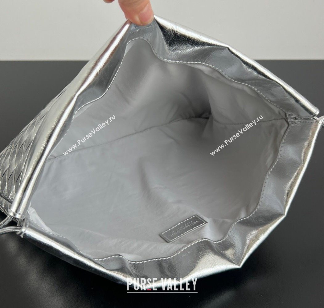 Bottega Veneta Medium Dustbag in Intrecciato Leather 796728 Silver-Tone 2025 (WT-260117006)