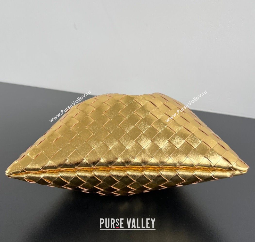 Bottega Veneta Medium Dustbag in Intrecciato Leather 796728 Gold-Tone 2025 (WT-260117007)