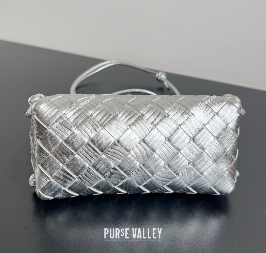 Bottega Veneta Intrecciato Leather Concert Pouch Mini bag Silver-Tone 2025 794258 (WT-260117011)