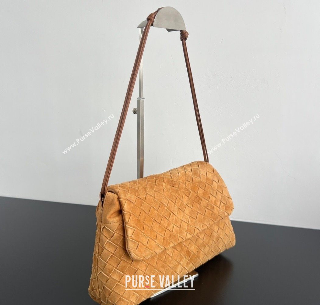 Bottega Veneta Giorno Shoulder Bag in Intrecciato Suede Amber Brown 2026 857657 (WT-260117013)