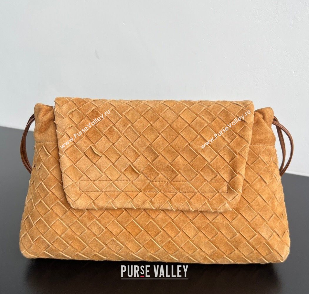 Bottega Veneta Giorno Shoulder Bag in Intrecciato Suede Amber Brown 2026 857657 (WT-260117013)