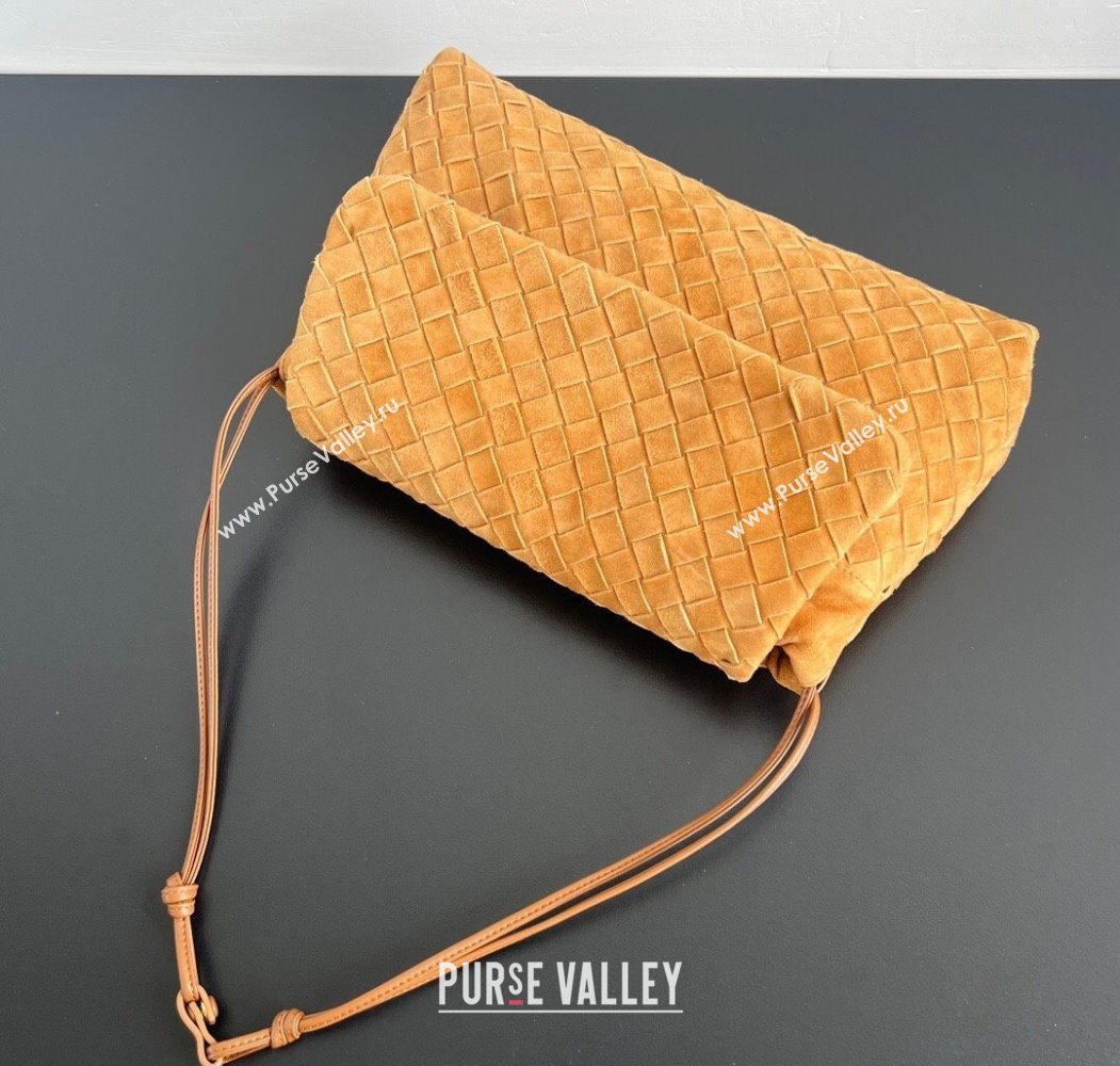 Bottega Veneta Giorno Shoulder Bag in Intrecciato Suede Amber Brown 2026 857657 (WT-260117013)