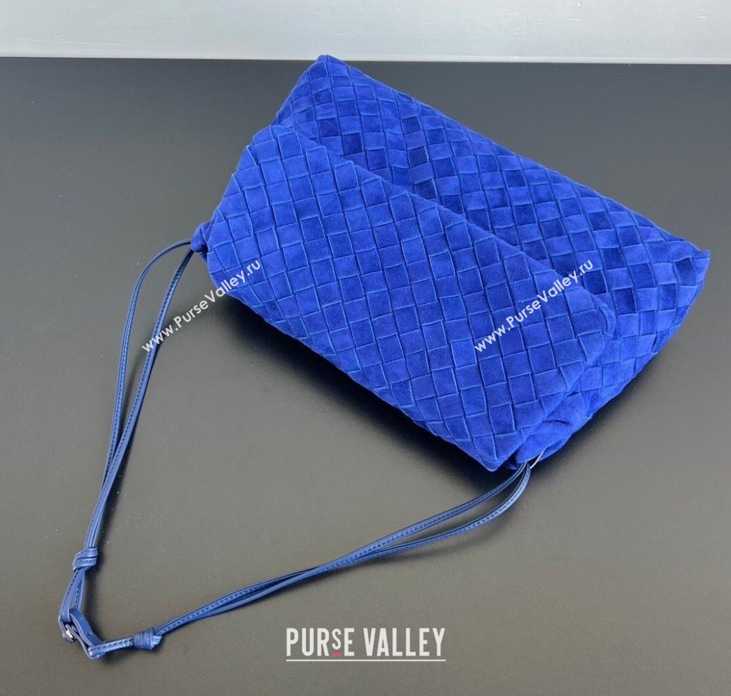 Bottega Veneta Giorno Shoulder Bag in Intrecciato Suede Royal Blue 2026 857657 (WT-260117012)