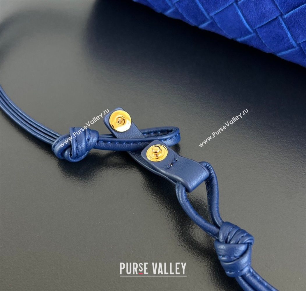 Bottega Veneta Giorno Shoulder Bag in Intrecciato Suede Royal Blue 2026 857657 (WT-260117012)