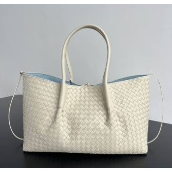 Bottega Veneta Medium Pinacoteca Tote Bag in Intrecciato Leather Sea Salt/Blue 2025 817166 (WT-260116038)