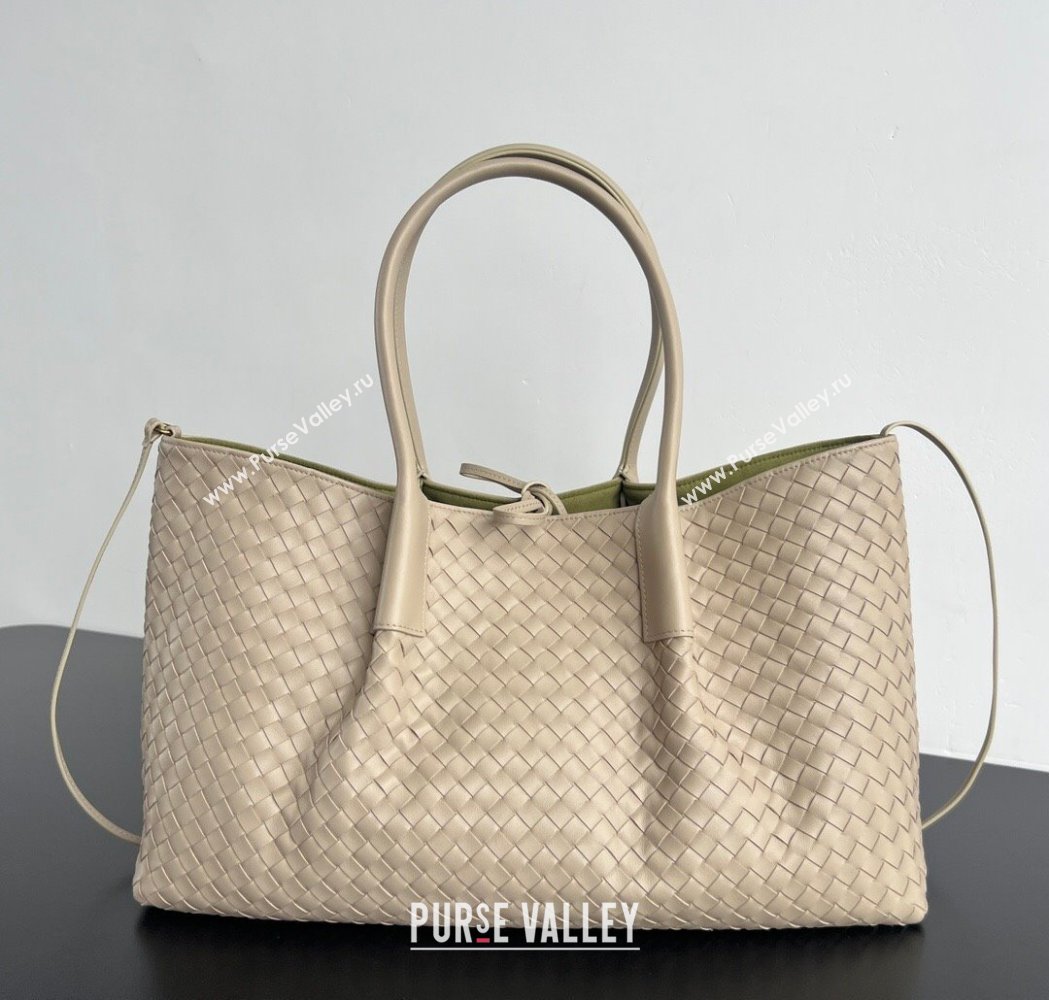 Bottega Veneta Medium Pinacoteca Tote Bag in Intrecciato Leather Taupe/Green 2025 817166 (WT-260116039)