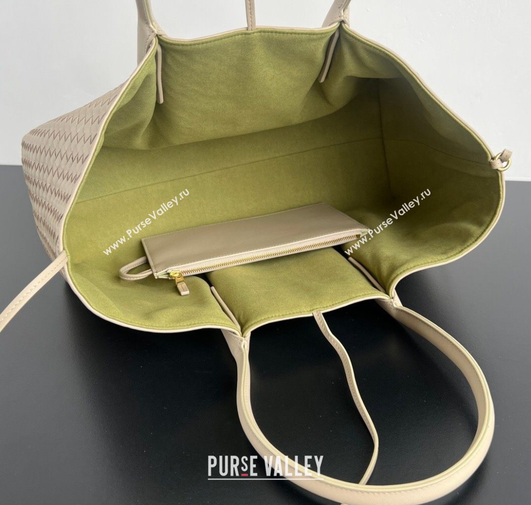 Bottega Veneta Medium Pinacoteca Tote Bag in Intrecciato Leather Taupe/Green 2025 817166 (WT-260116039)