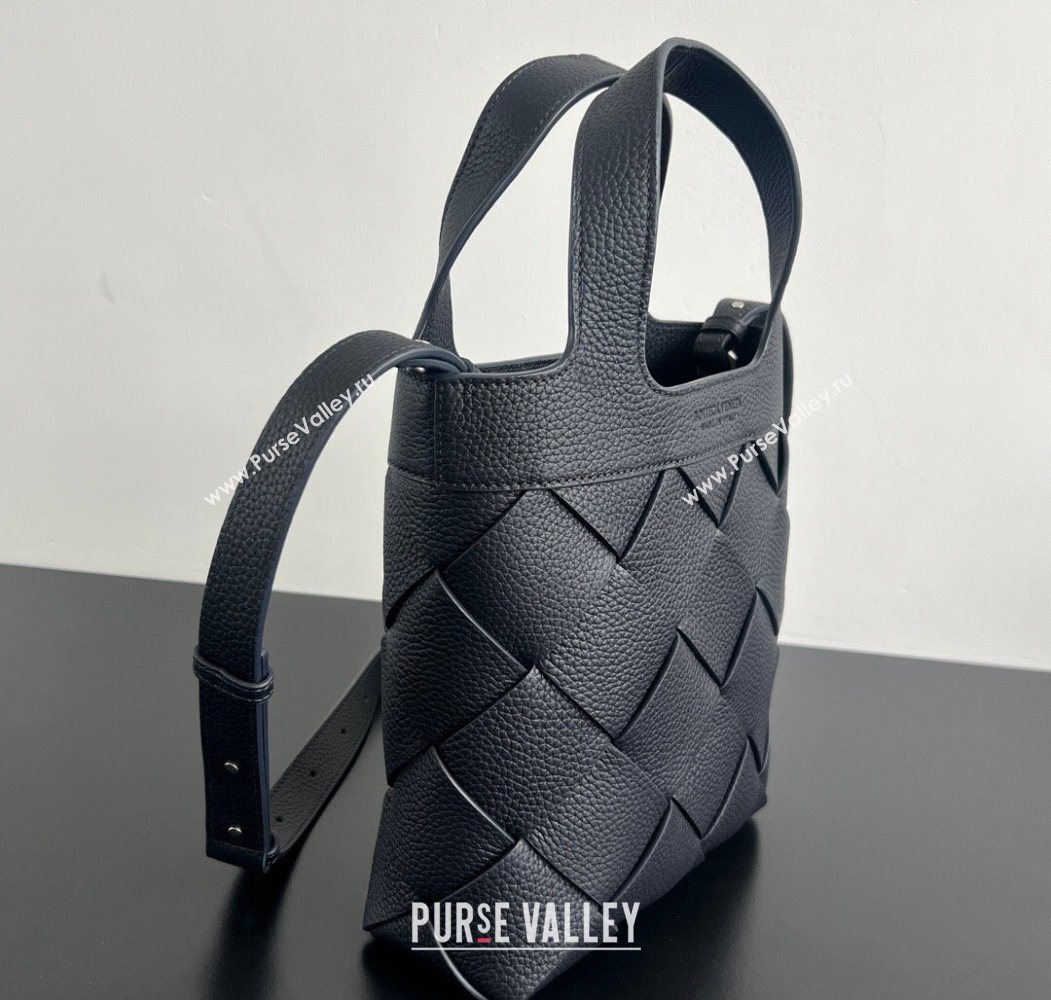 Bottega Veneta Mens Small Diago Tote Bag in Grained Intrecciato Leather 837364 Nocturnal Blue 2026 (WT-260117032)