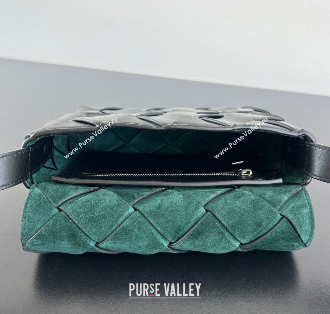 Bottega Veneta Mens Diago Mini Bag in Smooth Intrecciato Leather 795637 Black 2026 (WT-260117033)