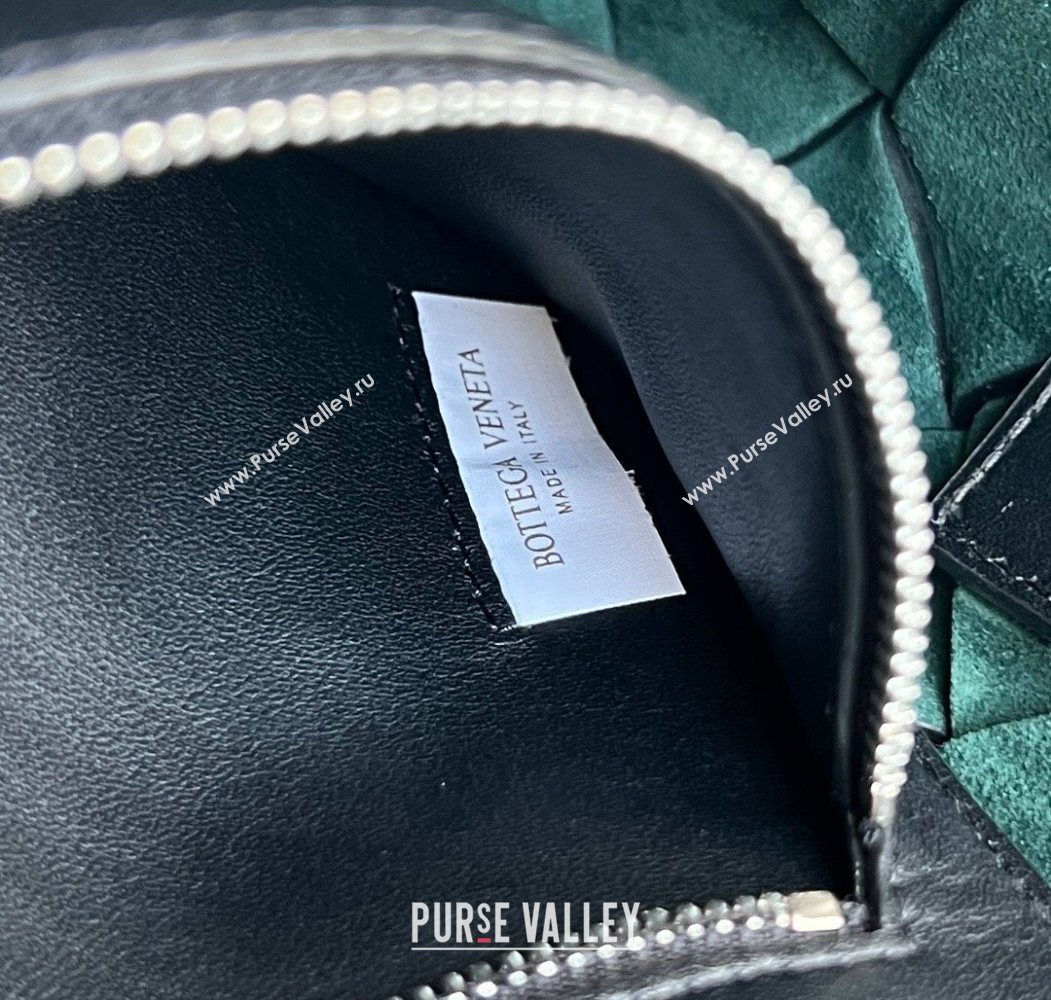 Bottega Veneta Mens Diago Mini Bag in Smooth Intrecciato Leather 795637 Black 2026 (WT-260117033)