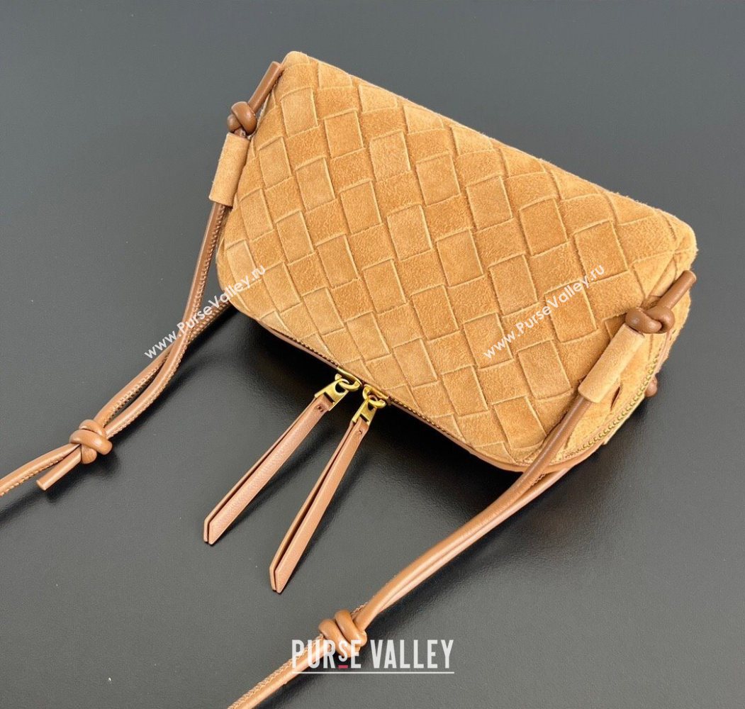 Bottega Veneta Intrecciato Suede Concert Pouch Mini bag Amber Brown 2025 794258 (WT-260117040)