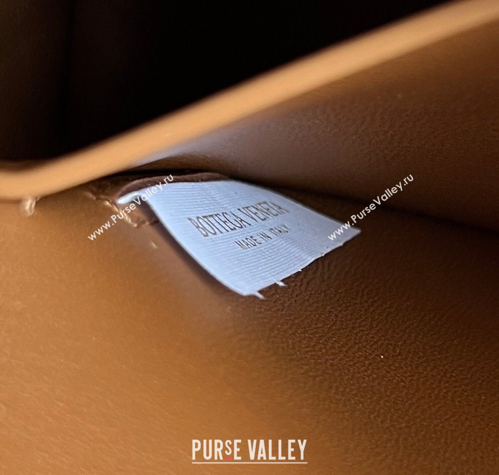 Bottega Veneta Intrecciato Suede Concert Pouch Mini bag Amber Brown 2025 794258 (WT-260117040)