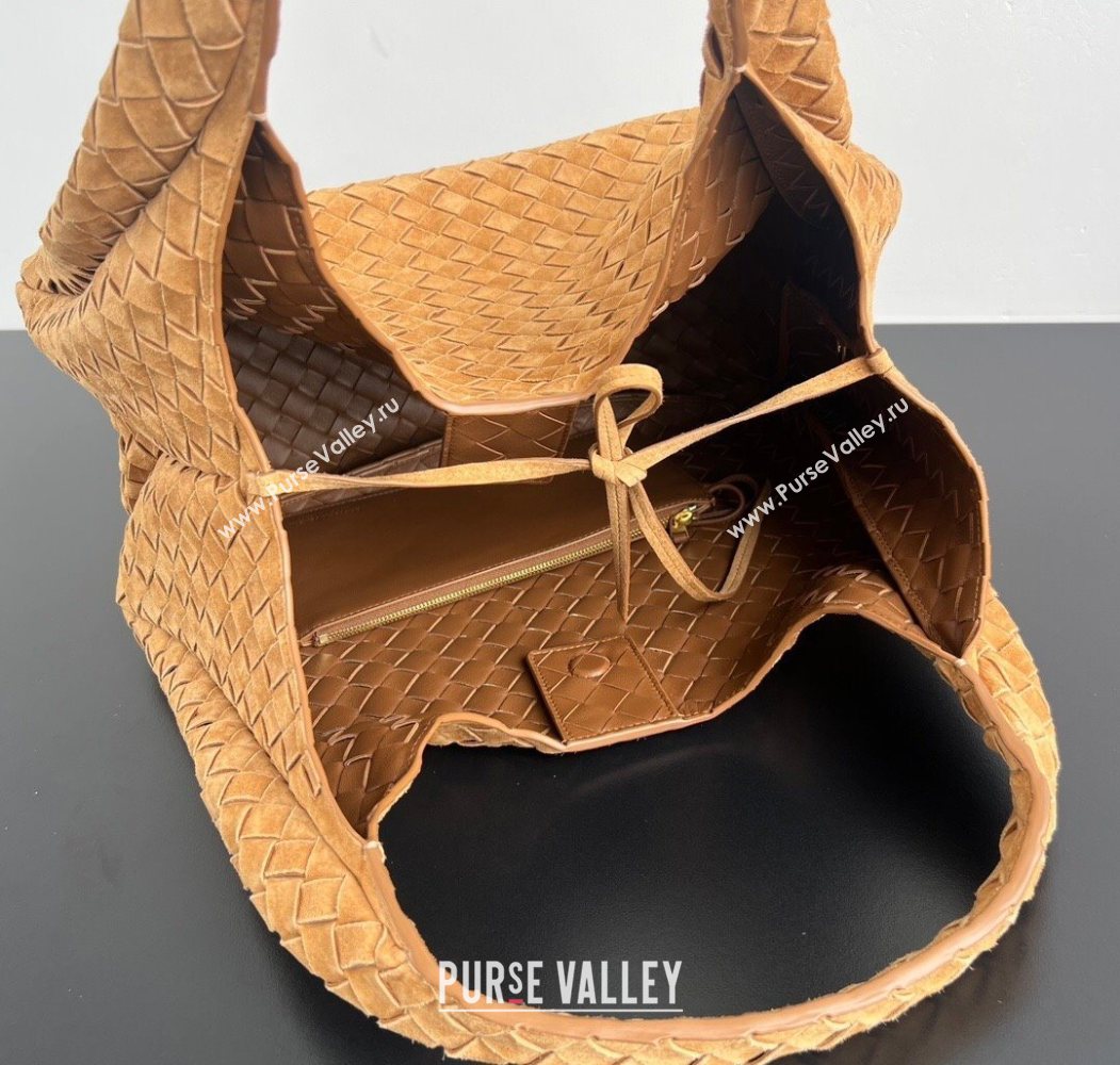 Bottega Veneta Large Campana Shoulder Bag in Intrecciato Suede Amber Brown 2025 844250 (WT-260116034)