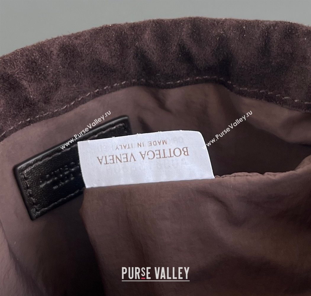 Bottega Veneta Small Dustbag in Intrecciato Leather and Suede Brown 2025 816987 (WT-260117043)