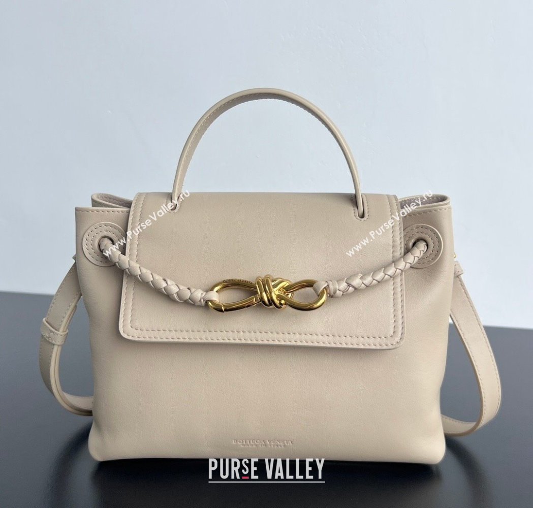 Bottega Veneta Small Ciao Ciao Top Handle Bag in Calf Leather Ecru Beige 2025 835835 (WT-260117046)