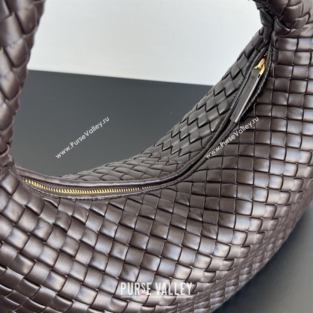 Bottega Veneta Medium Veneta Hobo Bag in Intrecciato Leather Fondant Brown 2026 856737 (WT-260116004)
