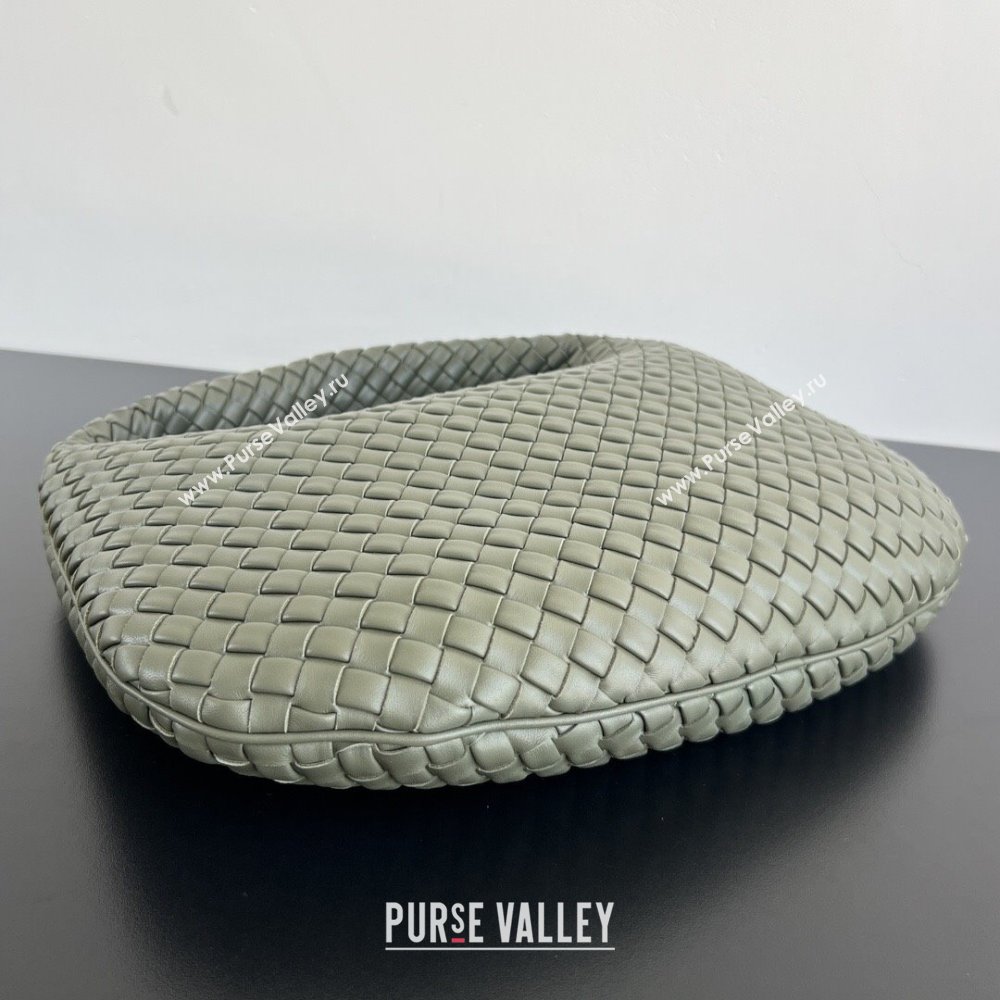 Bottega Veneta Medium Veneta Hobo Bag in Intrecciato Leather Pickle Green 2026 856737 (WT-260116005)