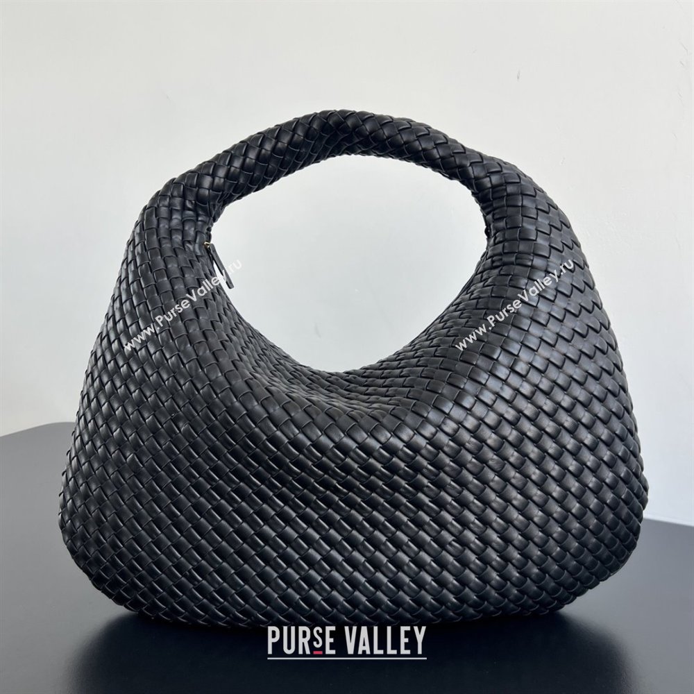 Bottega Veneta Maxi Veneta Hobo Bag in Intrecciato Leather Black 2026 856739 (WT-260116006)
