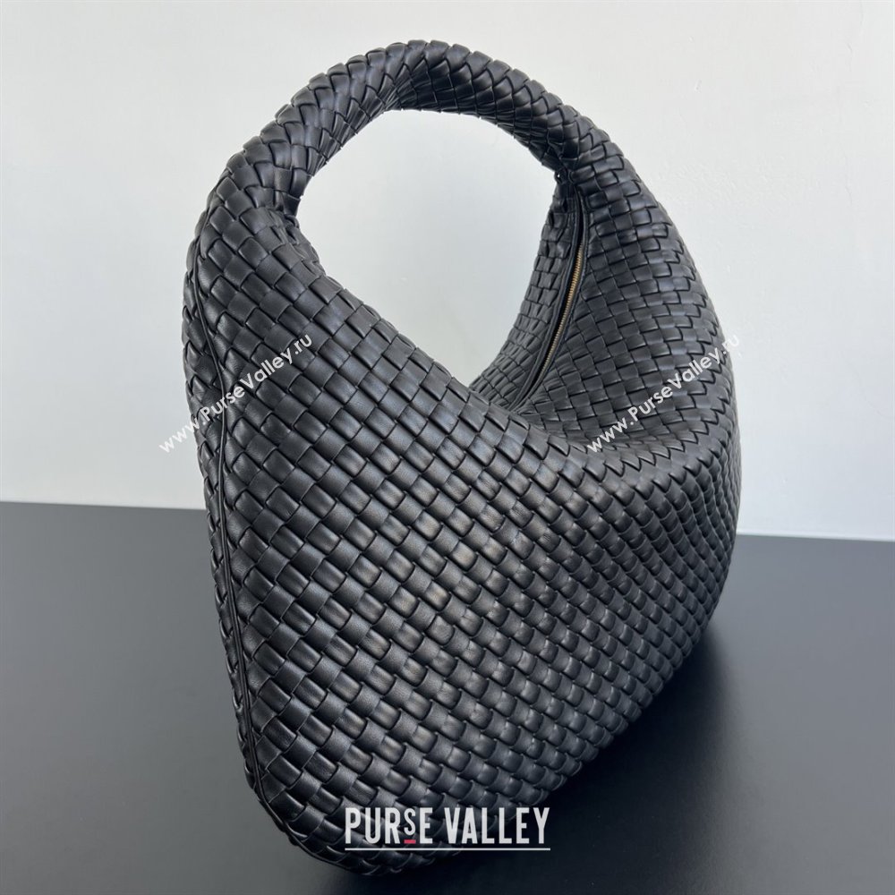 Bottega Veneta Maxi Veneta Hobo Bag in Intrecciato Leather Black 2026 856739 (WT-260116006)