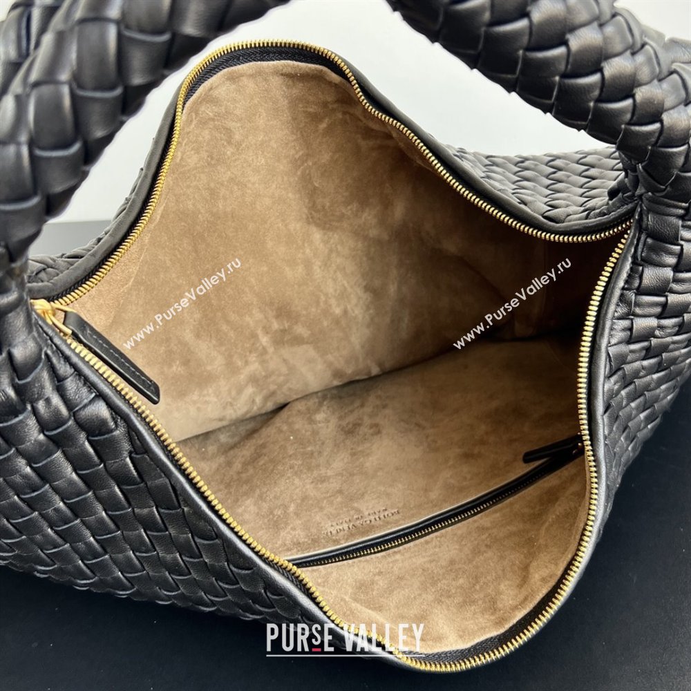 Bottega Veneta Maxi Veneta Hobo Bag in Intrecciato Leather Black 2026 856739 (WT-260116006)