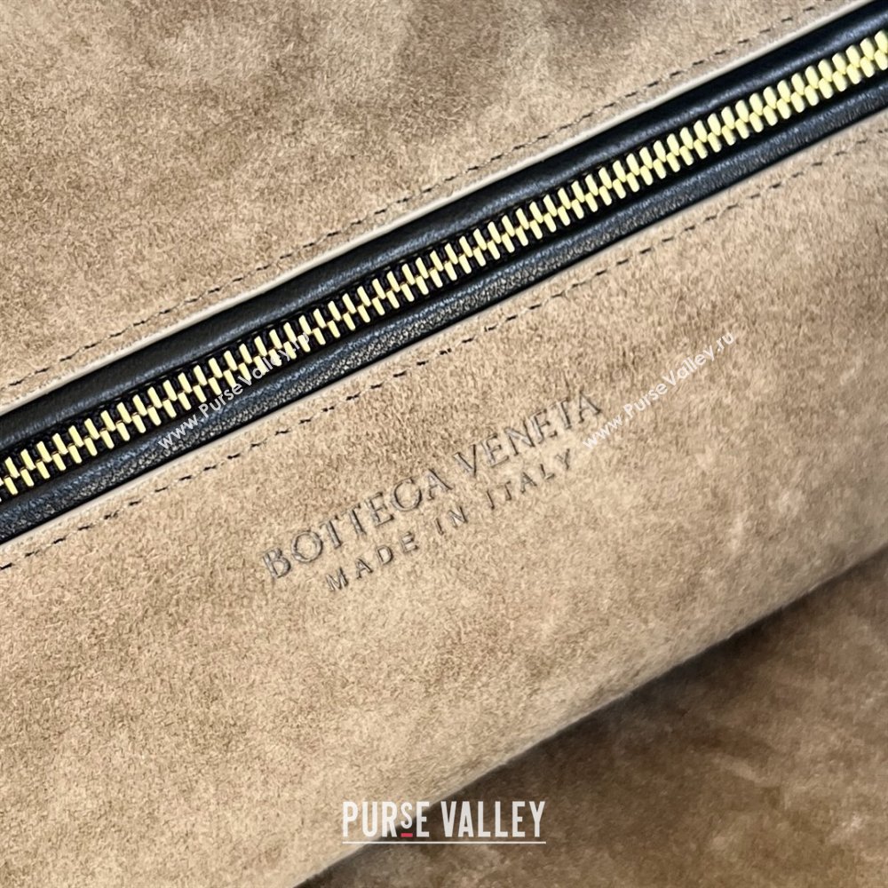 Bottega Veneta Maxi Veneta Hobo Bag in Intrecciato Leather Black 2026 856739 (WT-260116006)