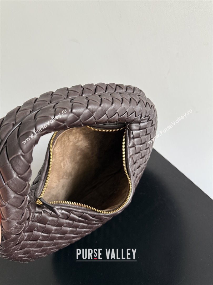 Bottega Veneta Small Veneta Hobo Bag in Intrecciato Leather Fondant Brown 2026 856736 (WT-260116002)