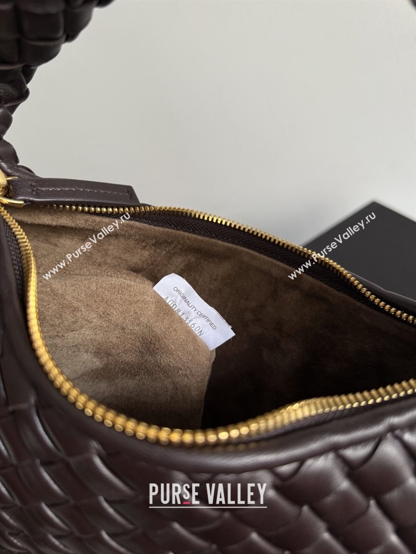 Bottega Veneta Small Veneta Hobo Bag in Intrecciato Leather Fondant Brown 2026 856736 (WT-260116002)