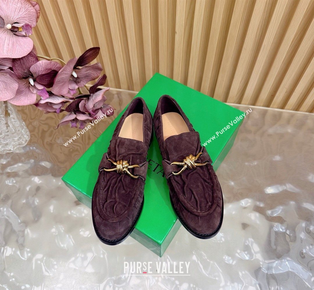 Bottega Veneta Astaire Loafers with Gold-Tone Knot Buckle in Suede Fondant Brown 2026 843945 (MD-260226115)