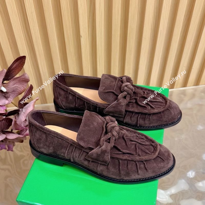 Bottega Veneta Astaire Loafers with One-Tone Knot Buckle in Suede Fondant Brown 2026 843945 (MD-260226117)