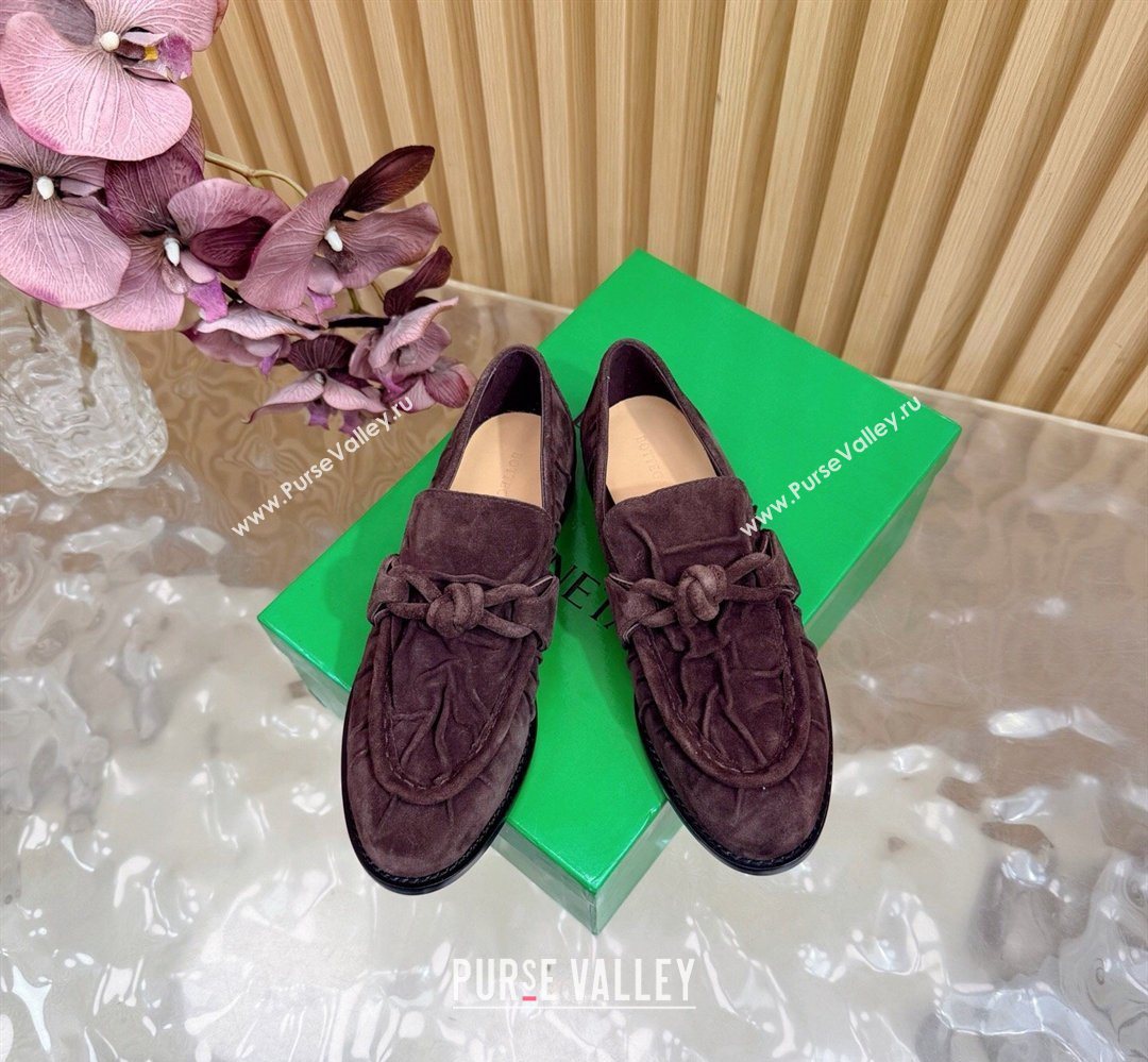 Bottega Veneta Astaire Loafers with One-Tone Knot Buckle in Suede Fondant Brown 2026 843945 (MD-260226117)