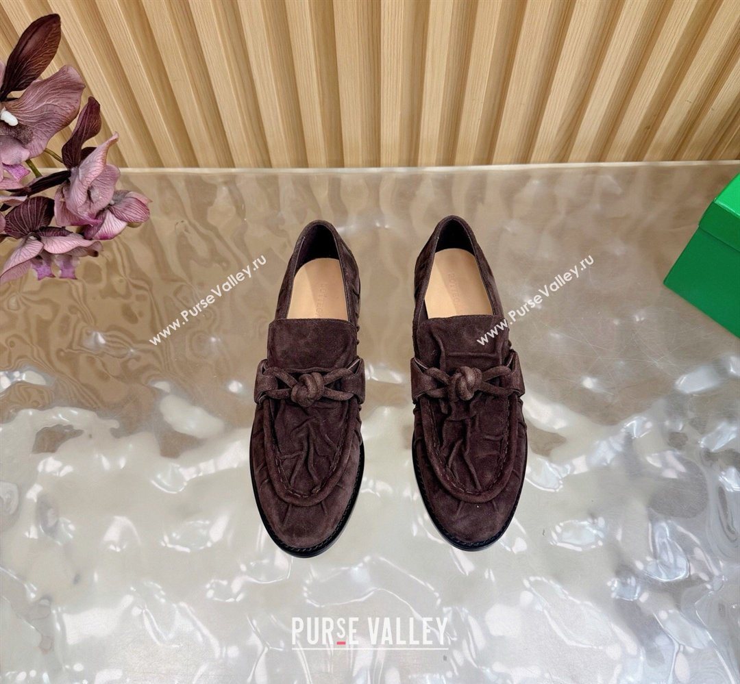 Bottega Veneta Astaire Loafers with One-Tone Knot Buckle in Suede Fondant Brown 2026 843945 (MD-260226117)