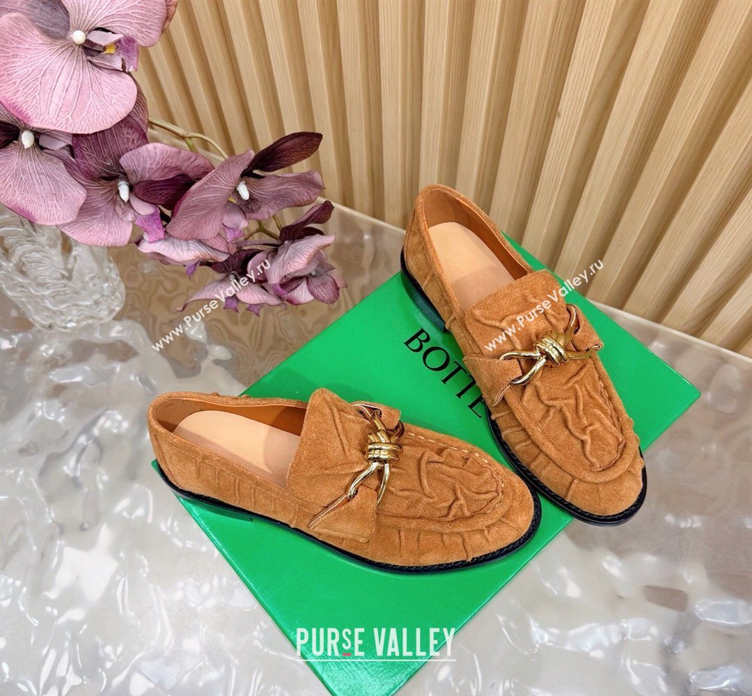 Bottega Veneta Astaire Loafers with Gold-Tone Knot Buckle in Suede Light Brown 2026 843945 (MD-260226113)