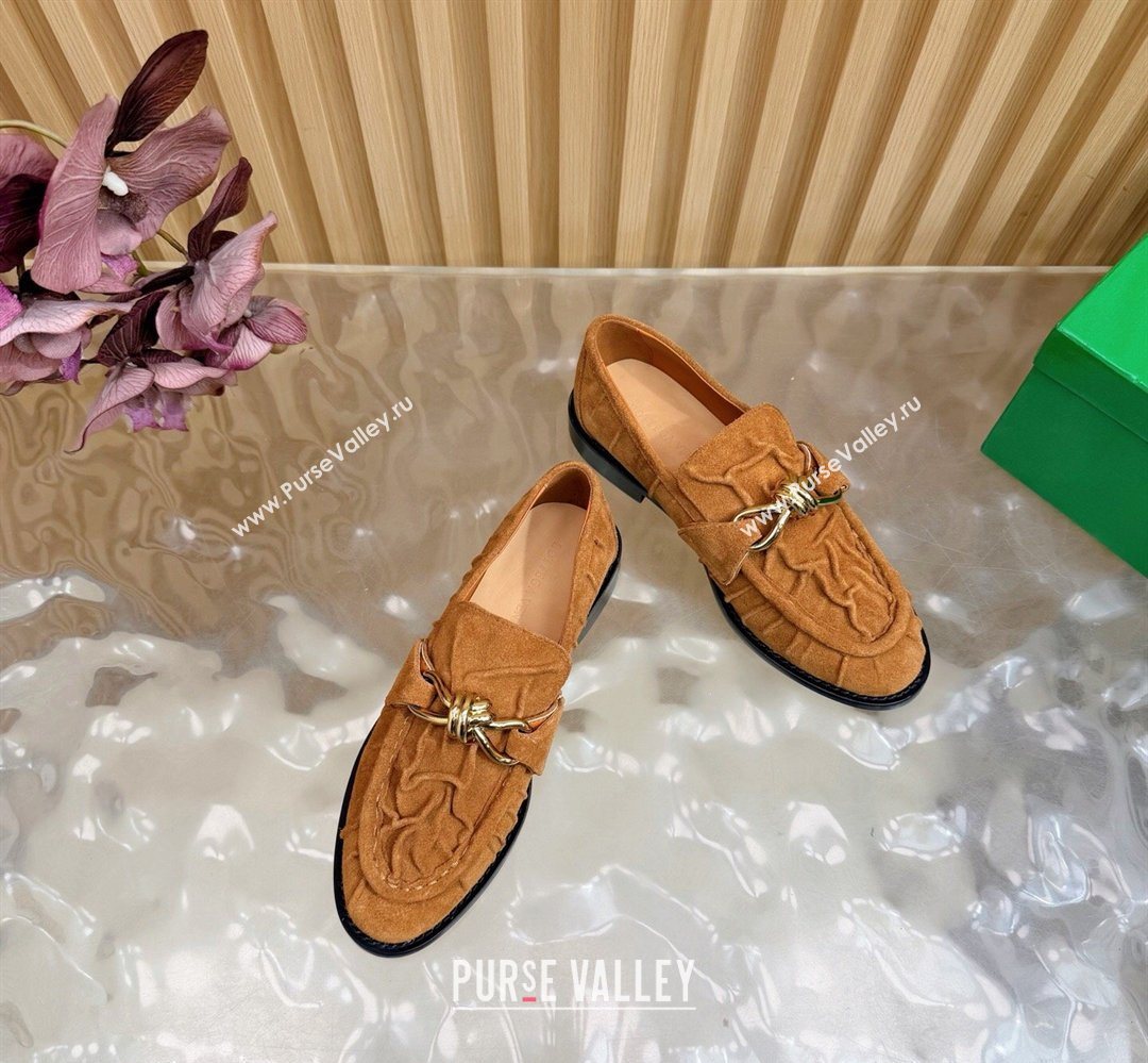 Bottega Veneta Astaire Loafers with Gold-Tone Knot Buckle in Suede Light Brown 2026 843945 (MD-260226113)